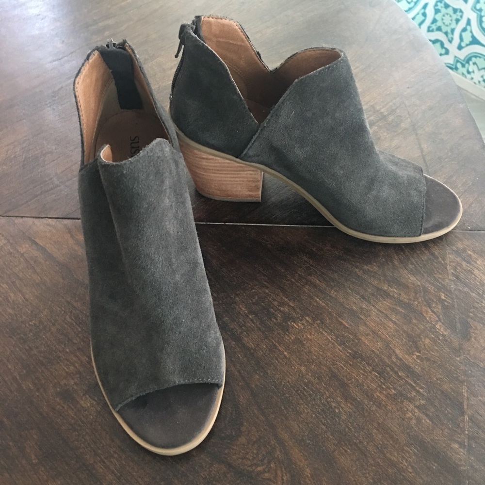 NWOT Susina Suede Shoes